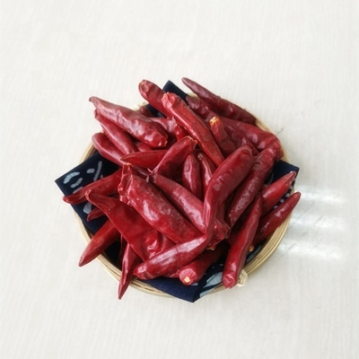 Cayenne Dried Red Chilli Peppers 4 - 7cm Strong Pungent Flavor