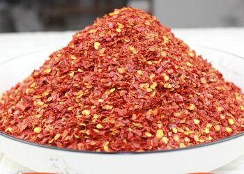 Chaotian Crushed Chilli Peppers 8mm Coarse Red Pepper Powder Dehydrated