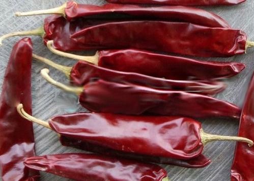 Seasoning Dried Guajillo Chili Peppers Pungent Flavor A Grade
